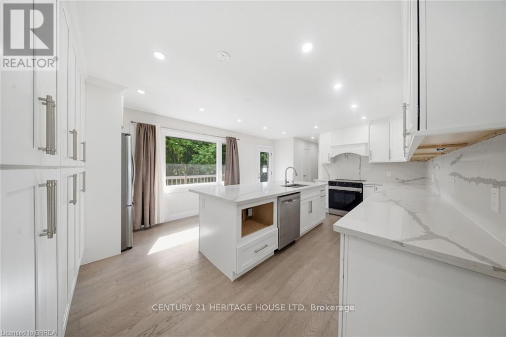 360 Bishopsgate Road, Brant, ON