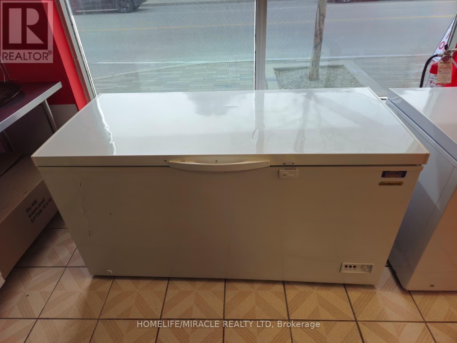 2 - 71 Ross Street, St. Thomas, ON
