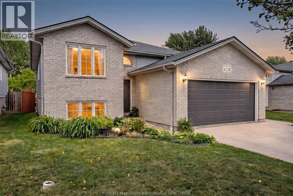 4238 Sharon, Windsor, ON