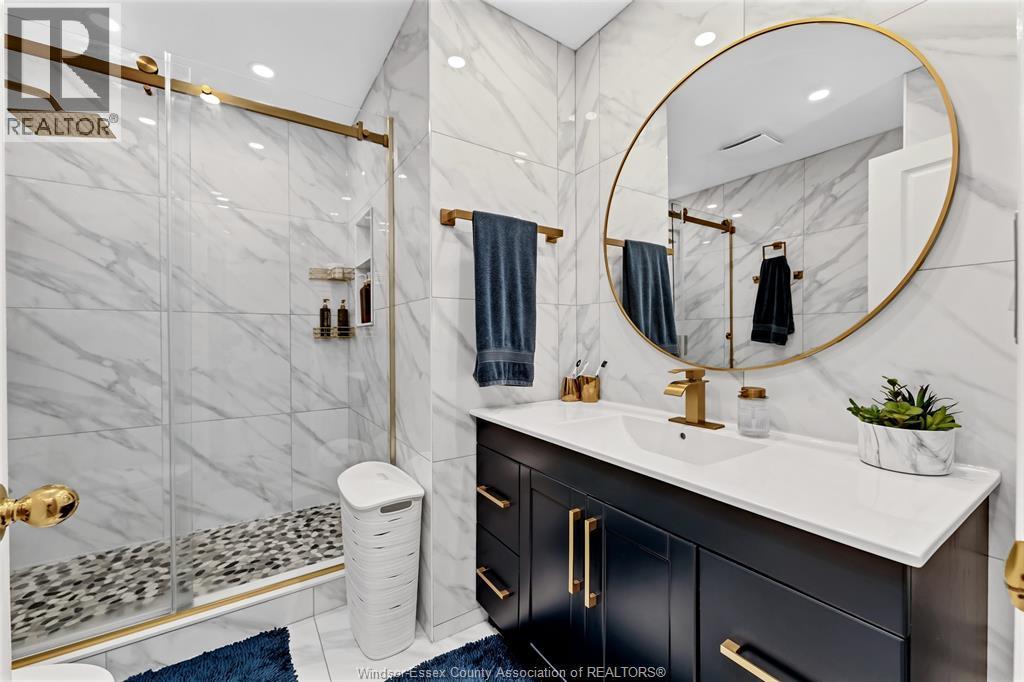 4238 Sharon, Windsor, ON