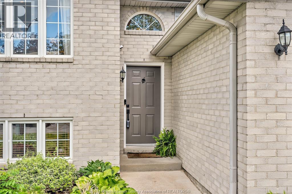 4238 Sharon, Windsor, ON