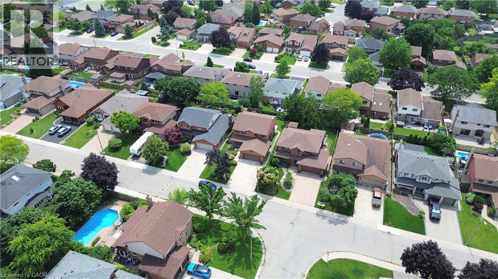 39 Parkwood Crescent, Hamilton, ON
