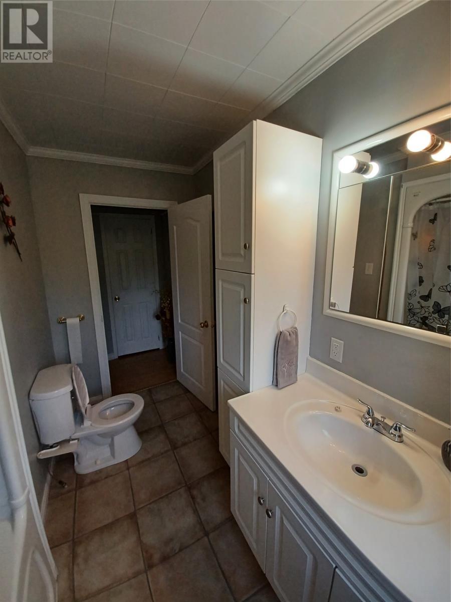 9 Juniper Crescent, Traytown, NL