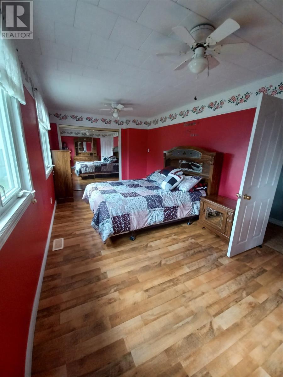 9 Juniper Crescent, Traytown, NL