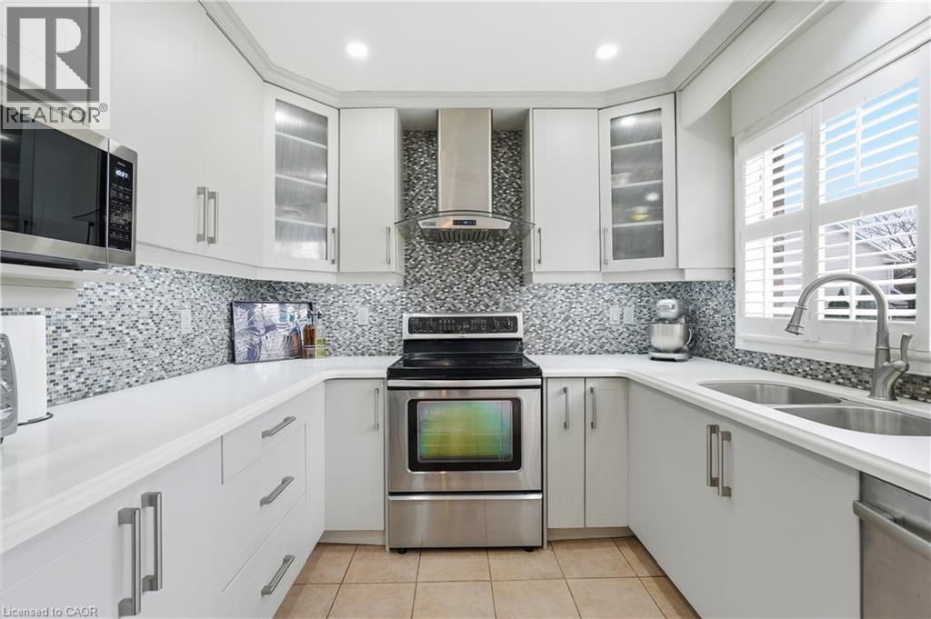 5010 Bunton Crescent, Burlington, ON