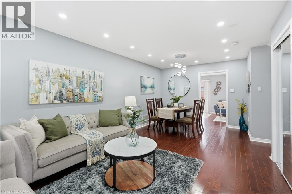 5010 Bunton Crescent, Burlington, ON