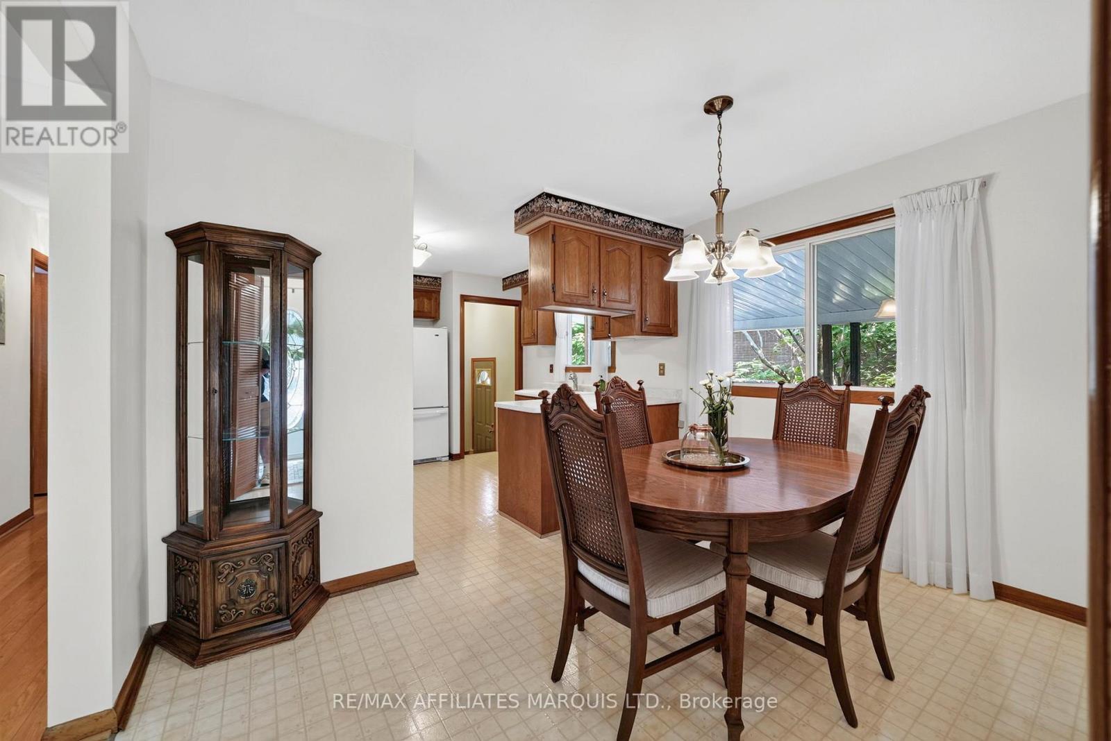438 Beach Avenue, Cornwall, ON