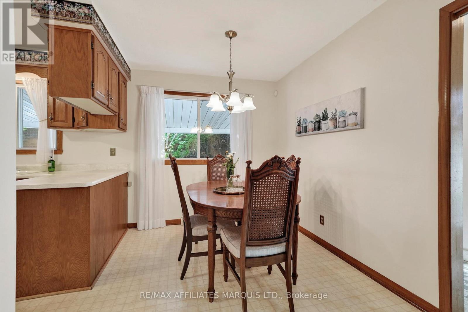 438 Beach Avenue, Cornwall, ON
