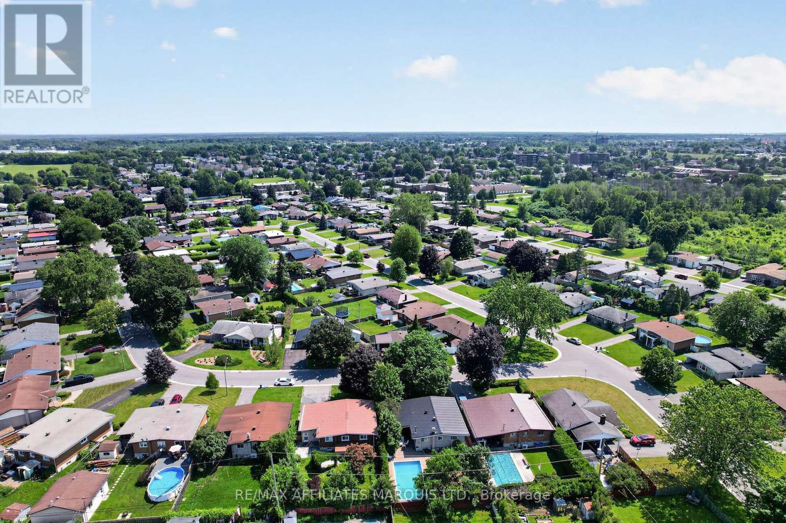 438 Beach Avenue, Cornwall, ON