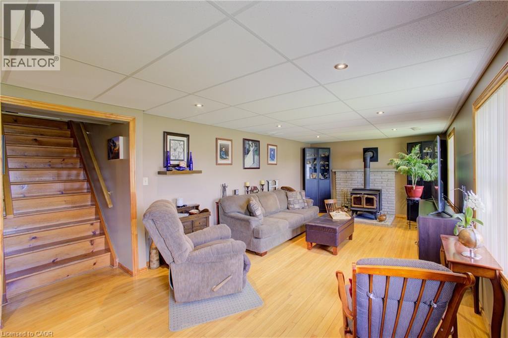 375729 6Th Line, Amaranth, ON - Indoor With Fireplace
