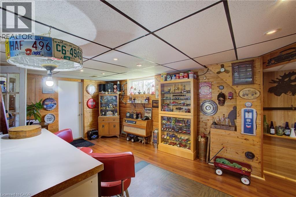 375729 6Th Line, Amaranth, ON - Indoor Photo Showing Other Room