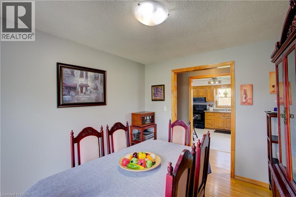 375729 6Th Line, Amaranth, ON - Indoor Photo Showing Dining Room