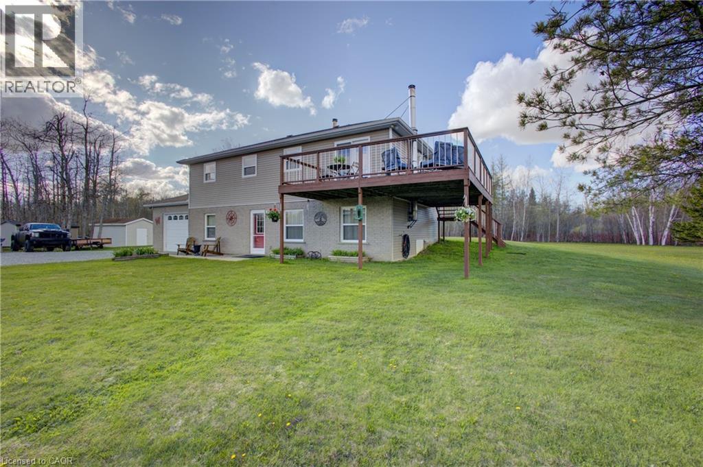 375729 6Th Line, Amaranth, ON - Outdoor With Deck Patio Veranda