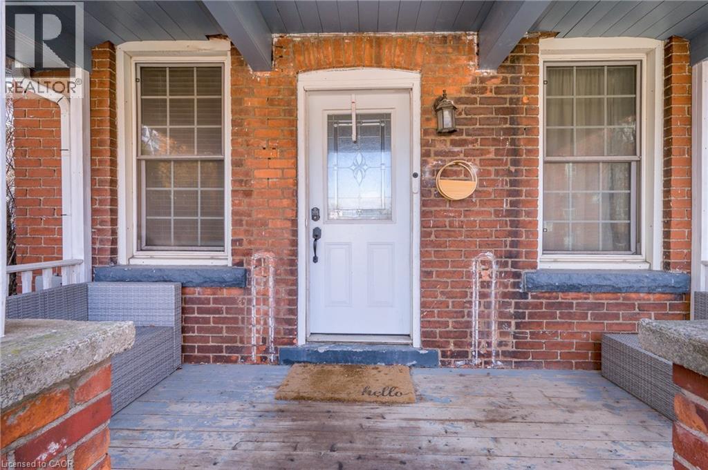 6 Ben Lomond Place, Hamilton, ON