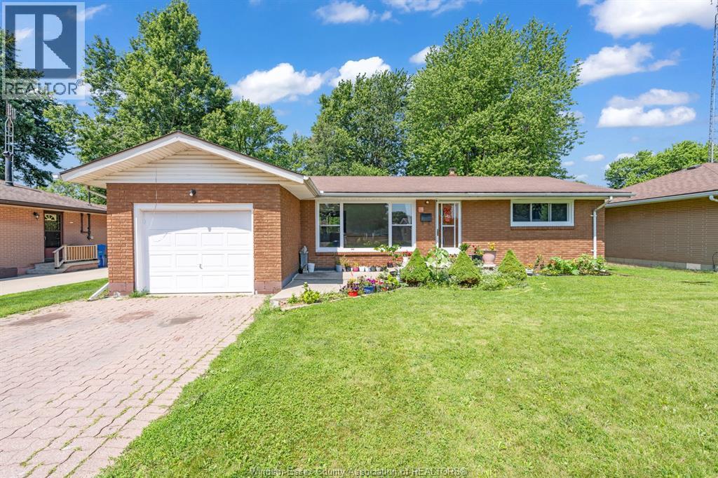 71 Danforth Avenue, Leamington, ON