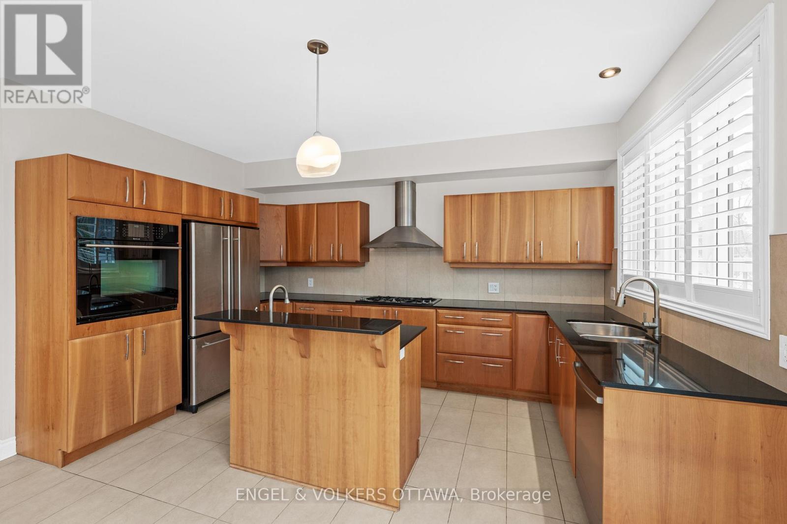 249 Atlantis Avenue, Ottawa, ON