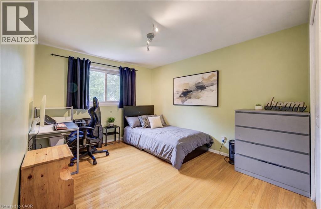 27 Glen Avon Crescent, Kitchener, ON