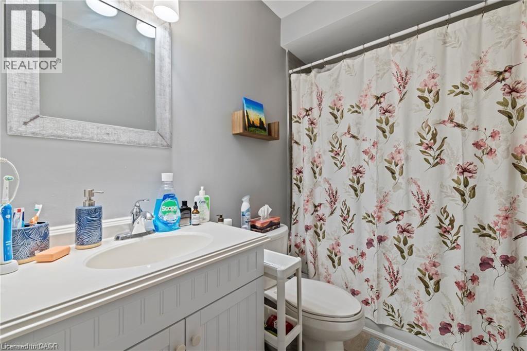 107 Horning Drive Unit# Upper, Hamilton, ON