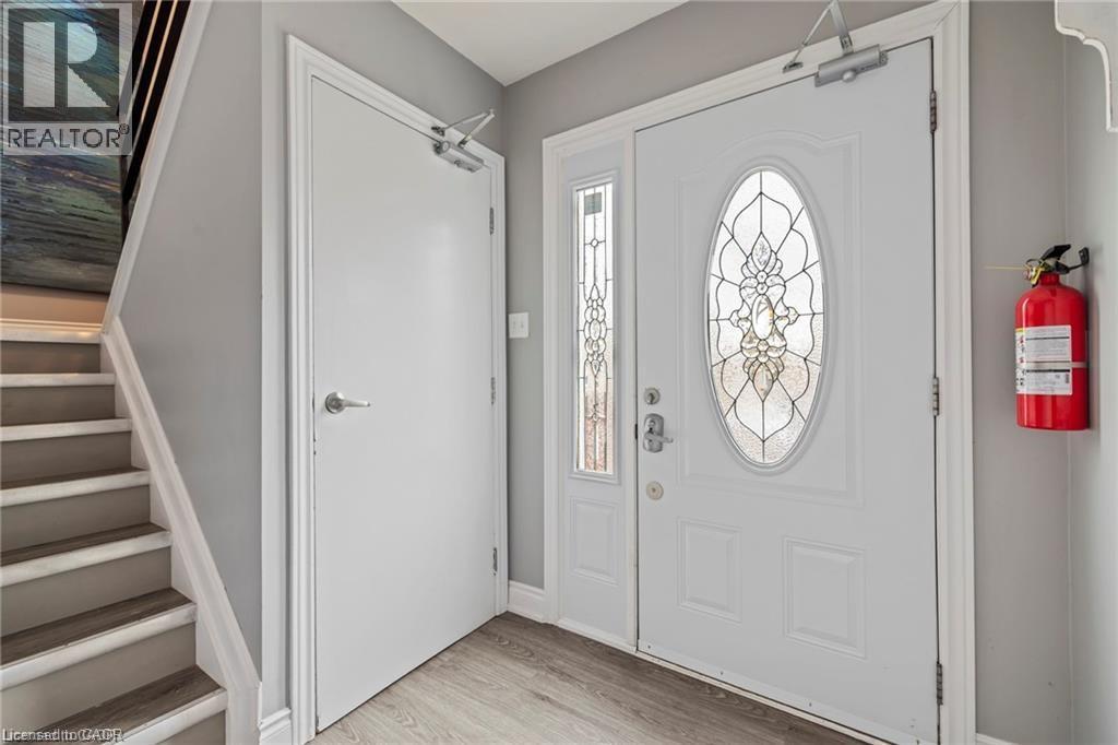 107 Horning Drive Unit# Upper, Hamilton, ON