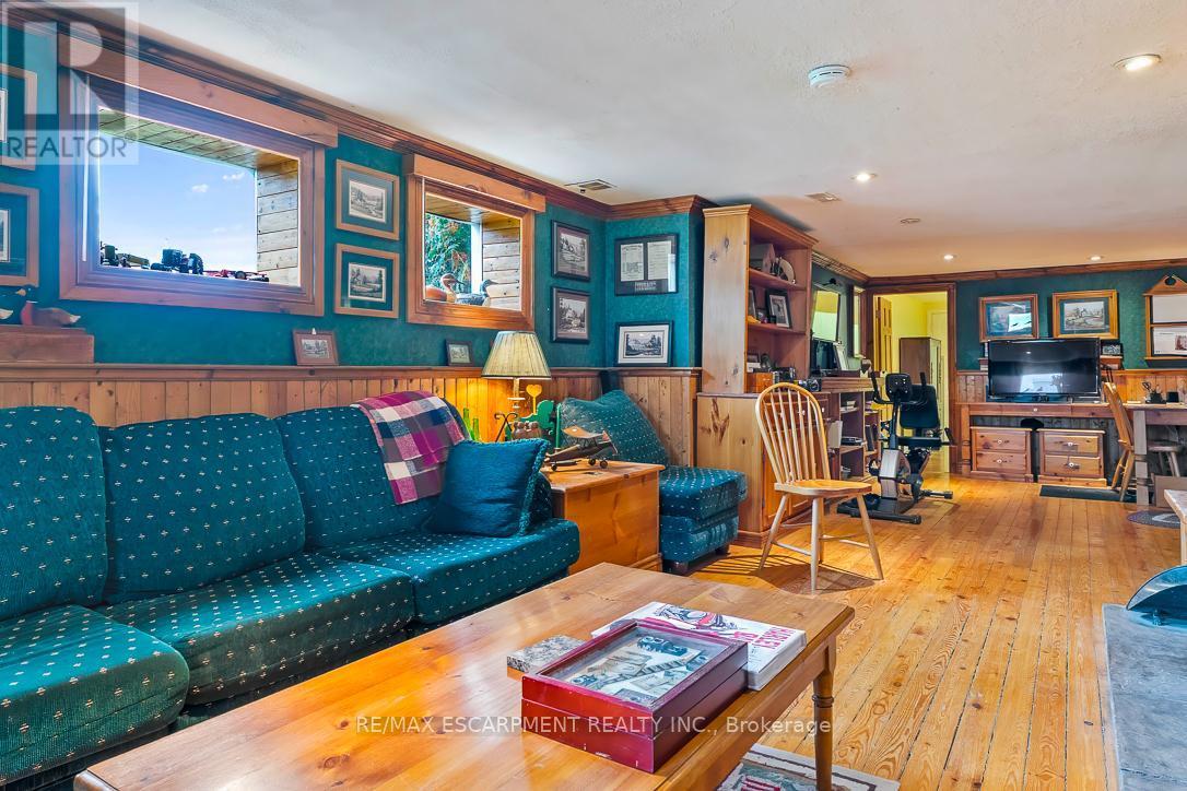 1546 Lorne Wood Road, Mississauga, ON