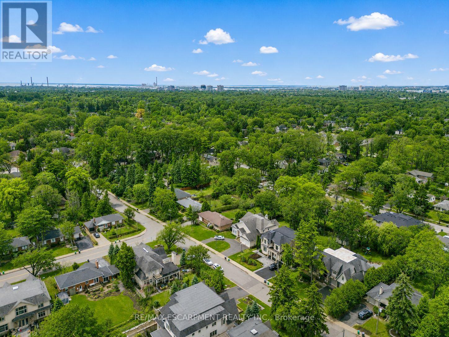 1546 Lorne Wood Road, Mississauga, ON
