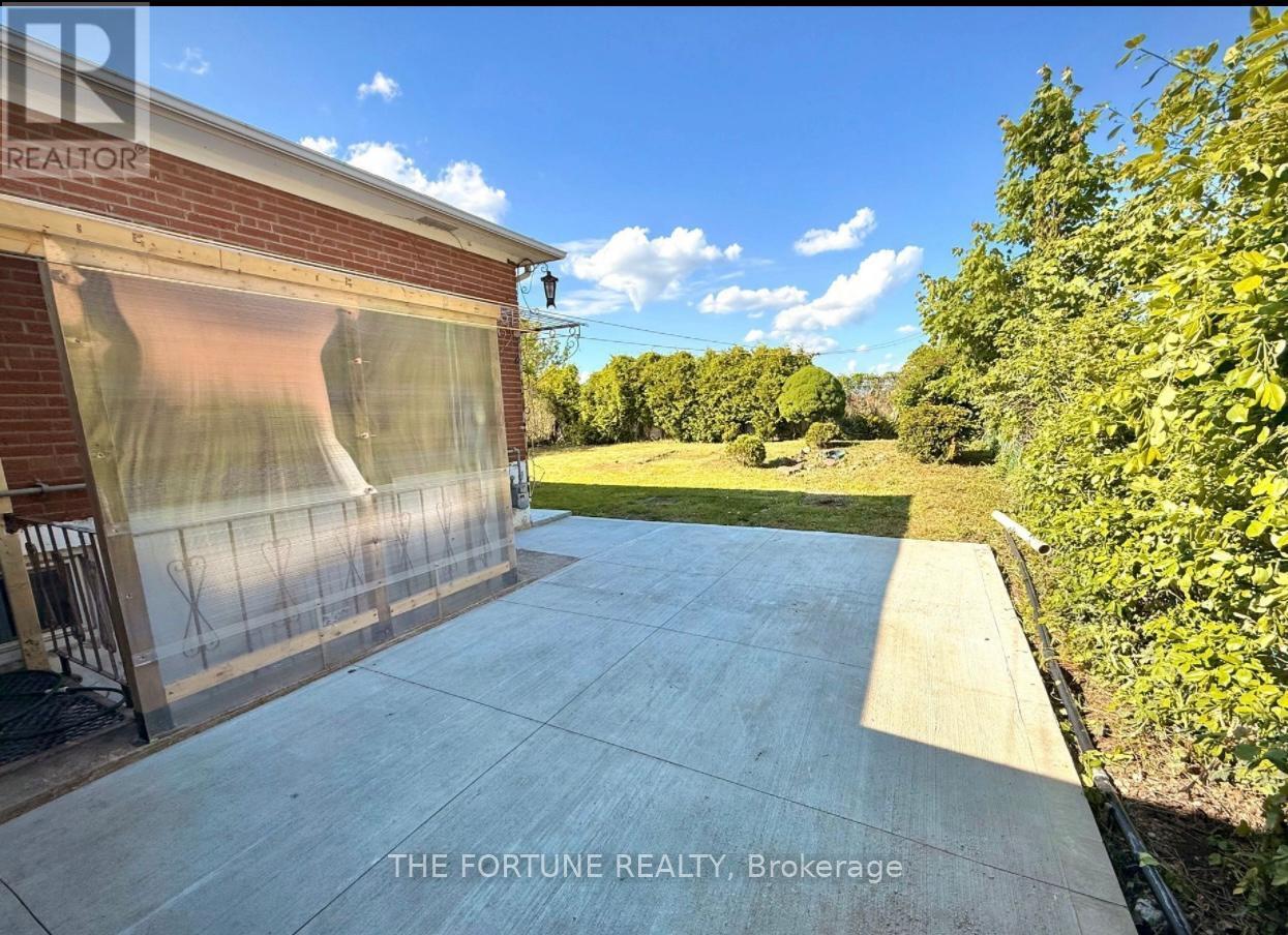 7461 Netherwood Road, Mississauga, ON