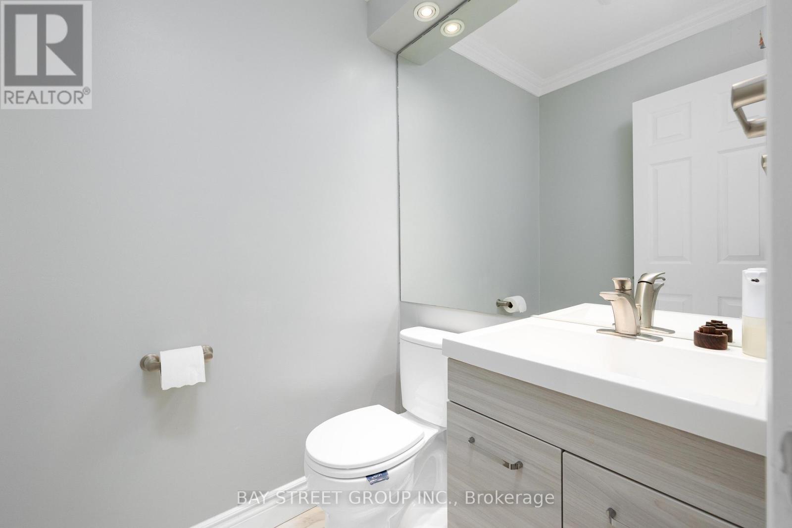 Powder Room - 3134 Orleans Road, Mississauga, ON