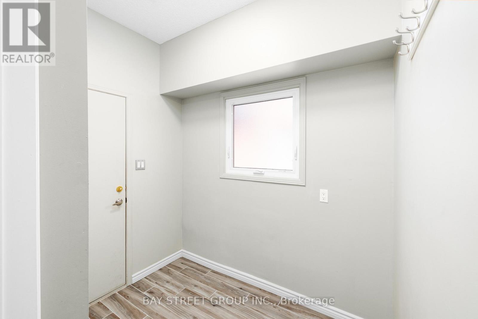 Mudroom - 3134 Orleans Road, Mississauga, ON