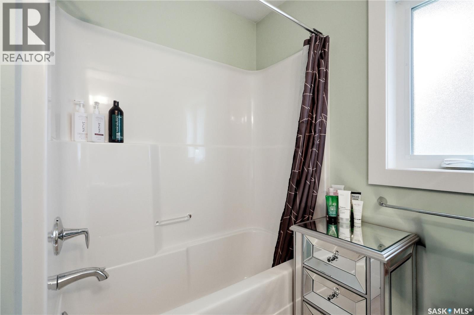 450 Bentley Court, Saskatoon, SK