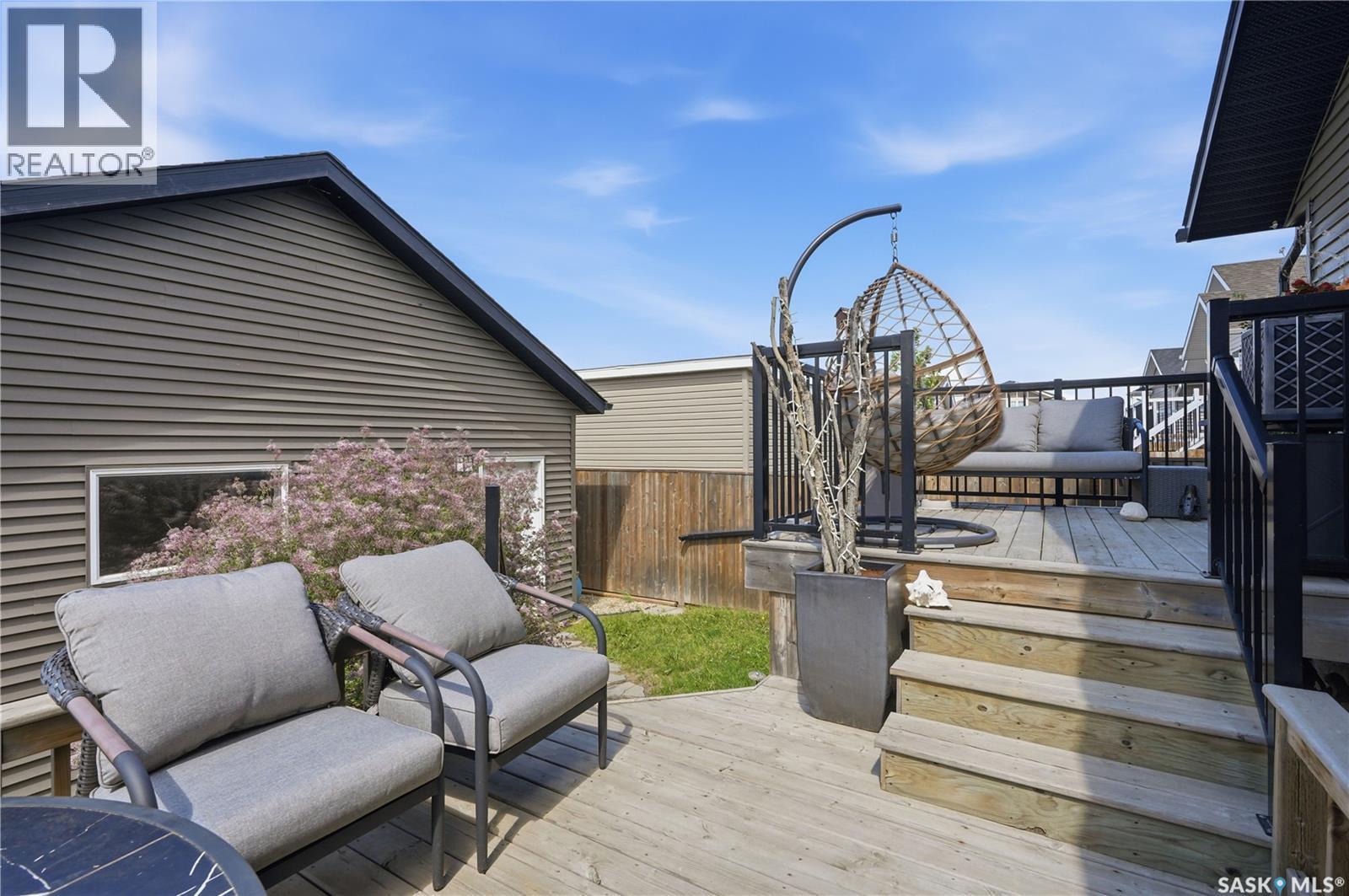 450 Bentley Court, Saskatoon, SK