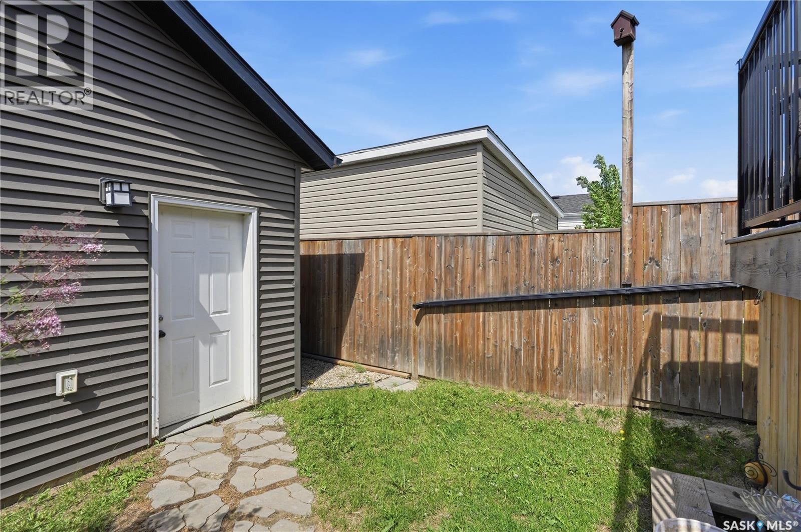 450 Bentley Court, Saskatoon, SK