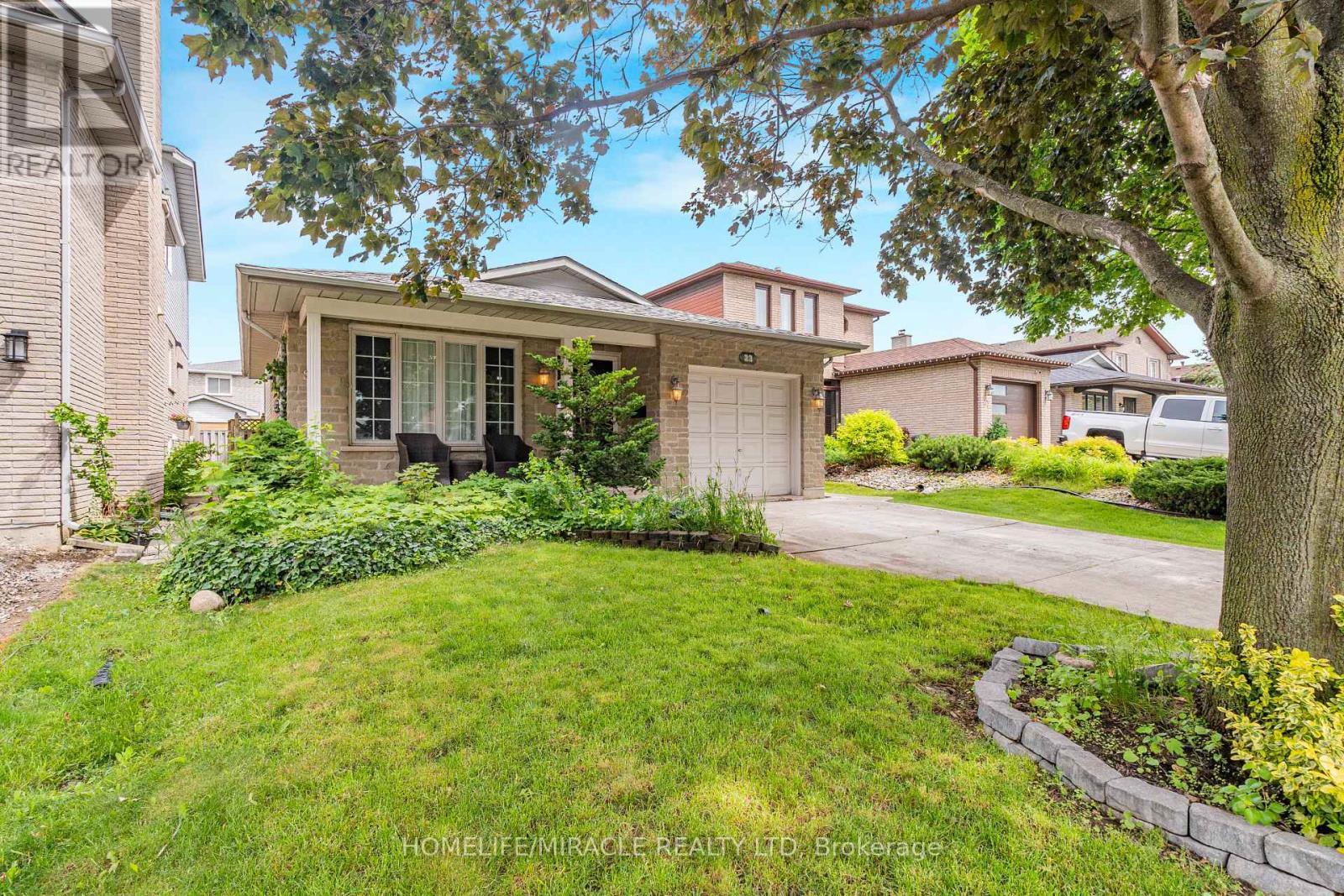 23 Millpond Place, Hamilton, ON
