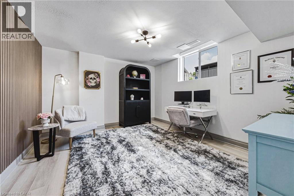 32 Kopperfield Lane, Mount Hope, ON - Indoor