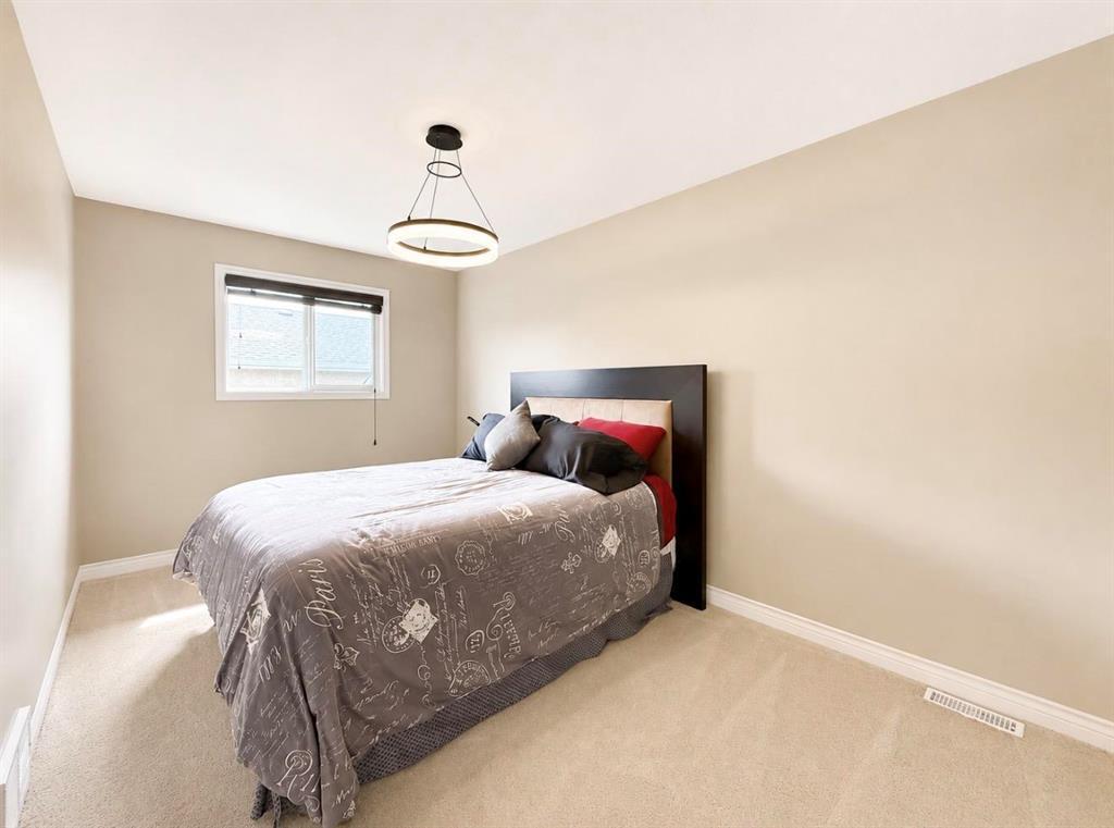 11 Lakeview Drive, Brandon, MB