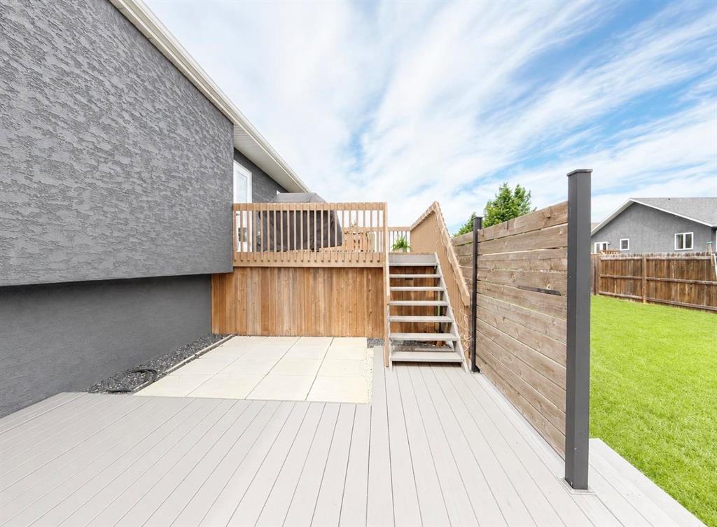 11 Lakeview Drive, Brandon, MB