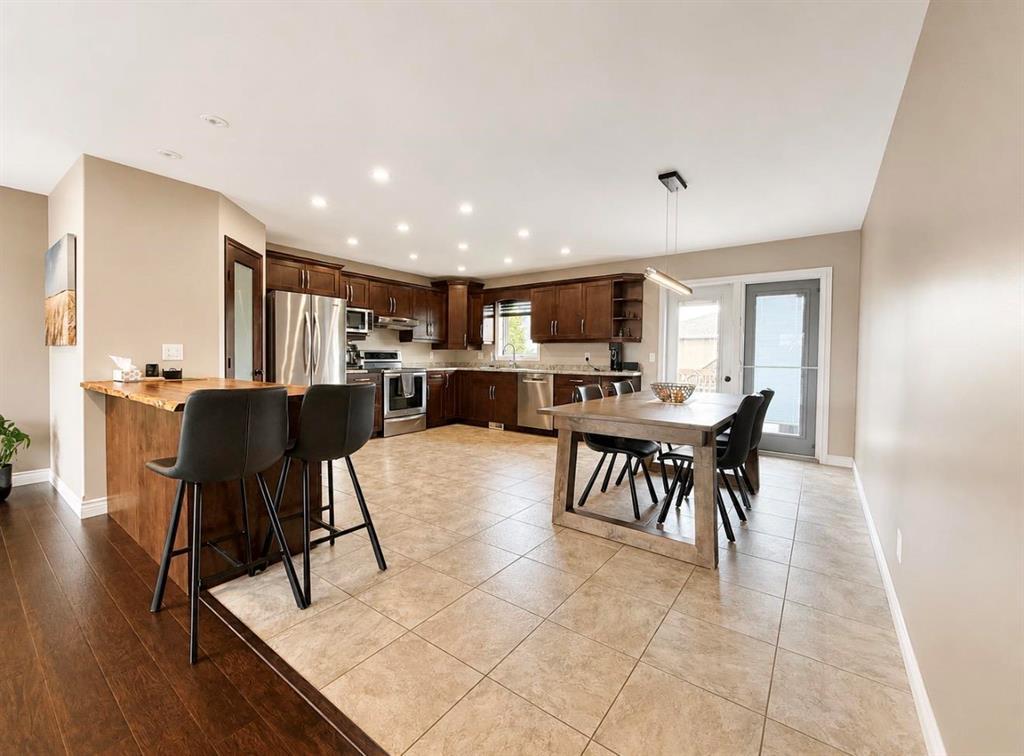 11 Lakeview Drive, Brandon, MB
