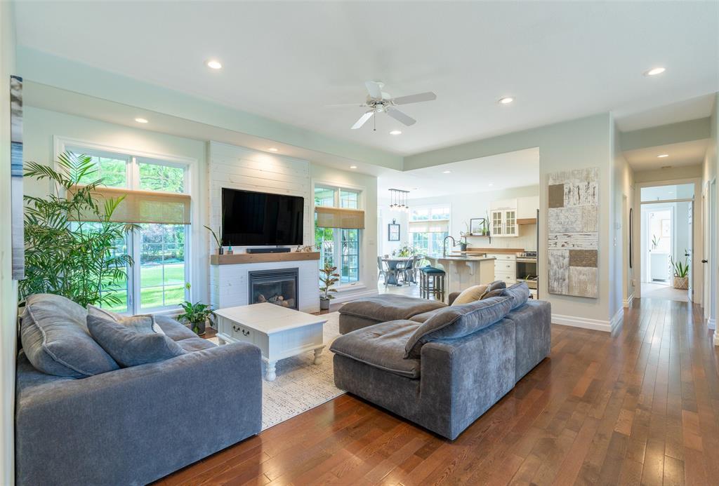 3574 Rear Street, Plympton-Wyoming, ON