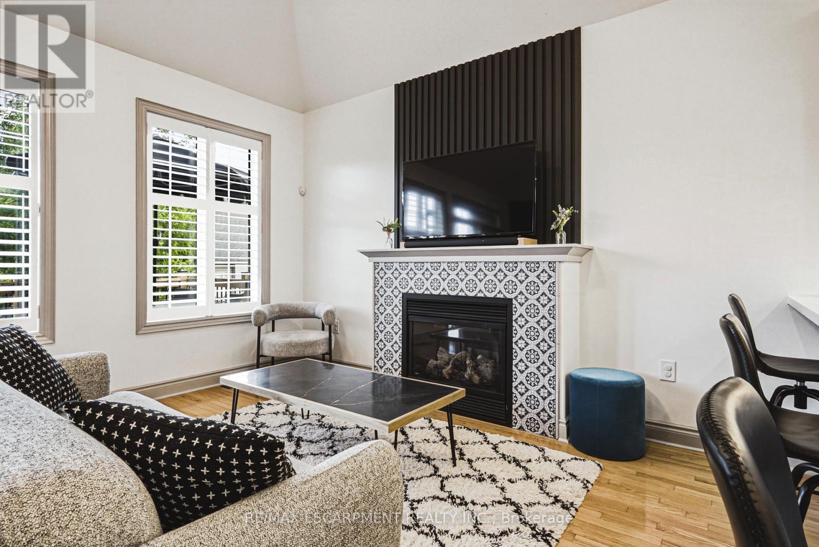 32 Kopperfield Lane, Hamilton, ON