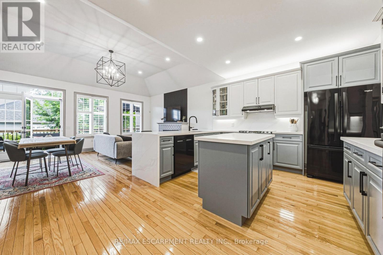 32 Kopperfield Lane, Hamilton, ON