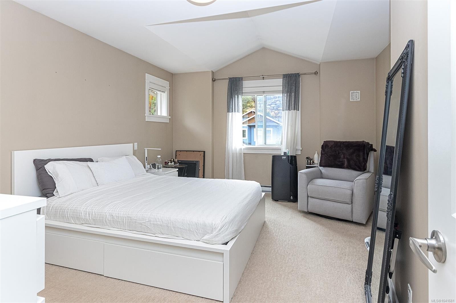 2348 Chilco Rd, View Royal, BC