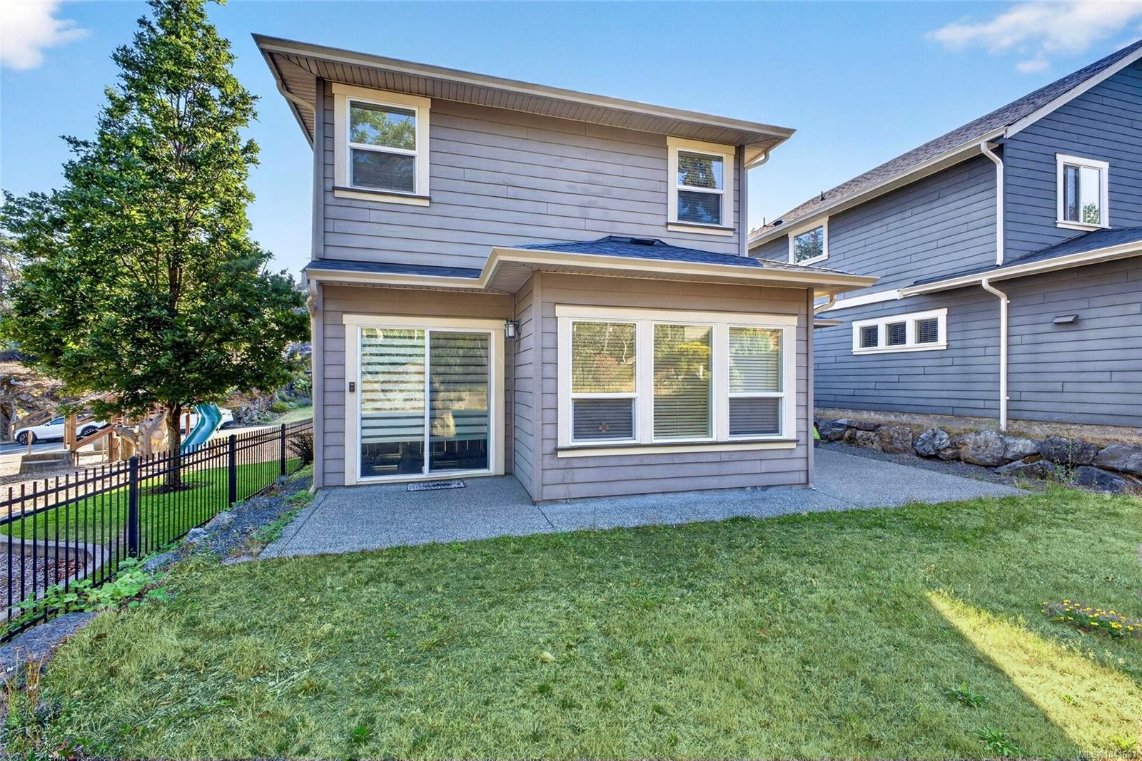 2348 Chilco Rd, View Royal, BC