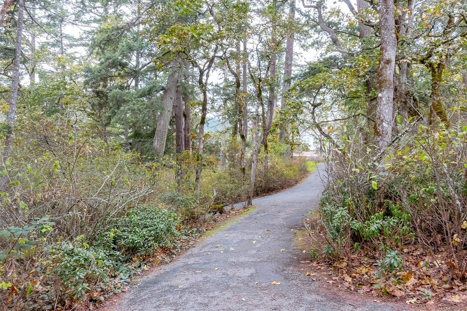2348 Chilco Rd, View Royal, BC