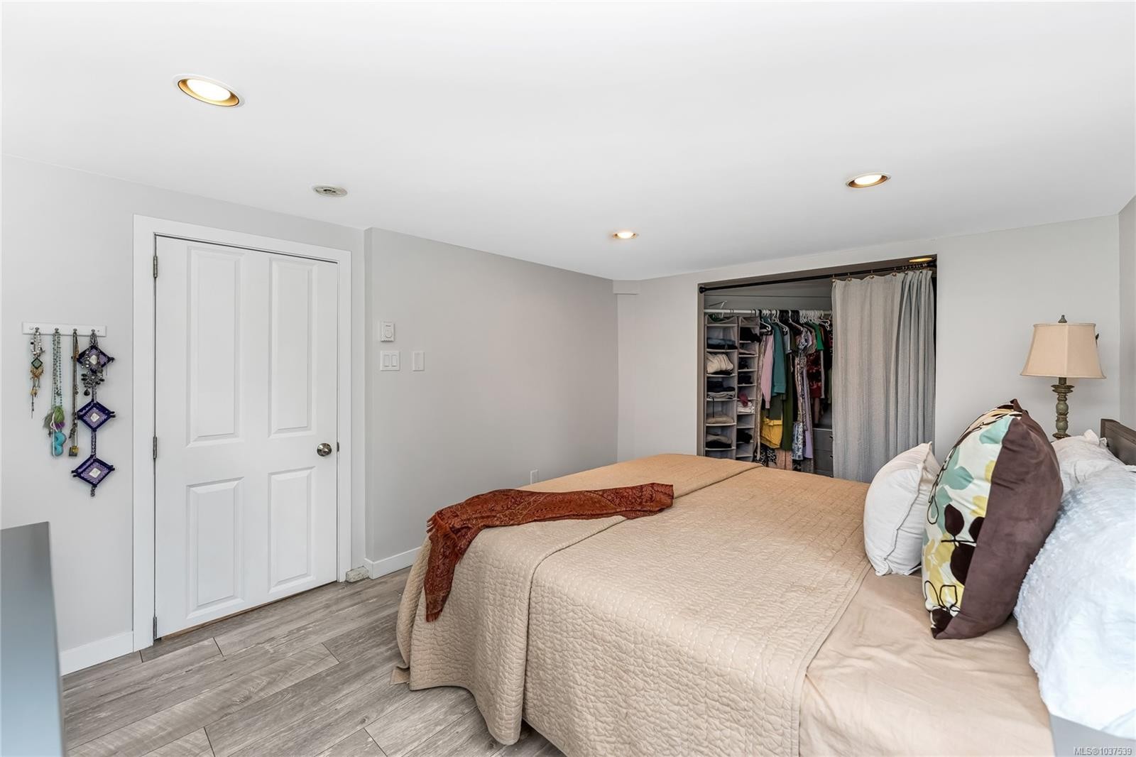 1779 Lillian Rd, Victoria, BC