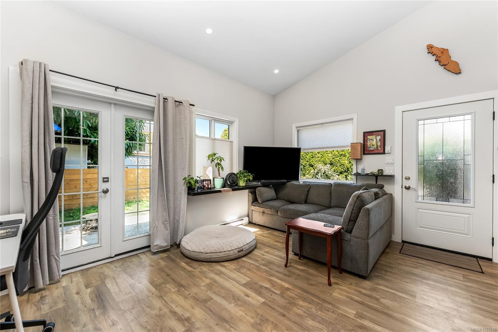 1779 Lillian Rd, Victoria, BC