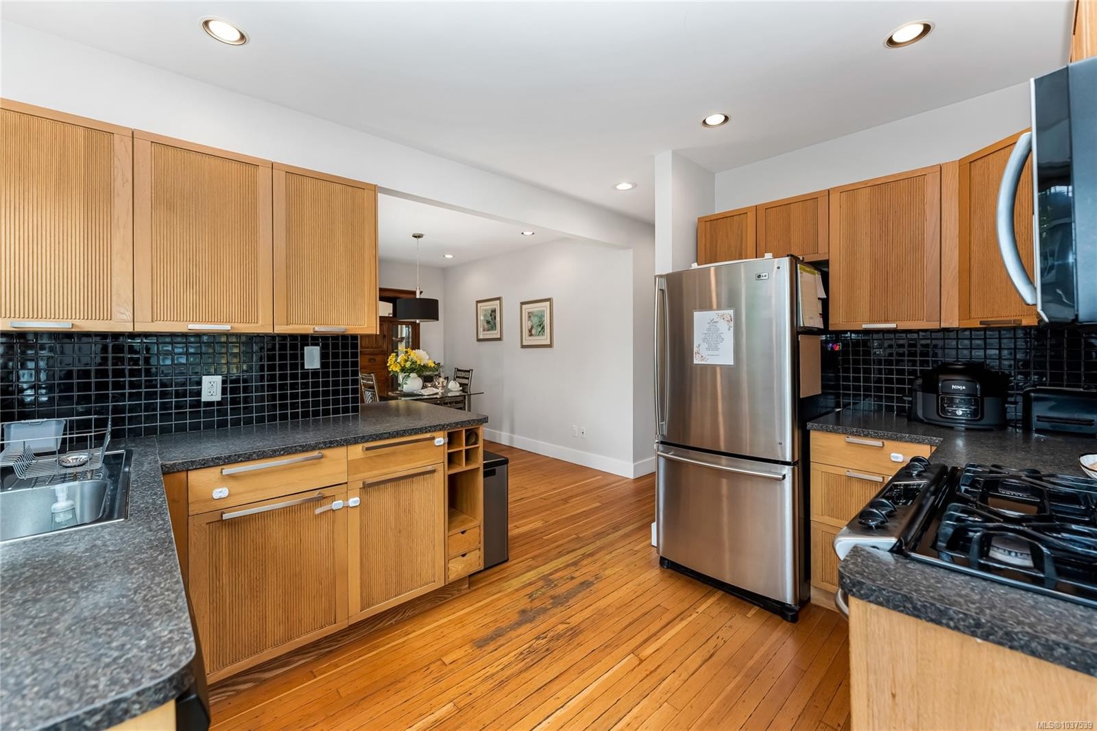 1779 Lillian Rd, Victoria, BC