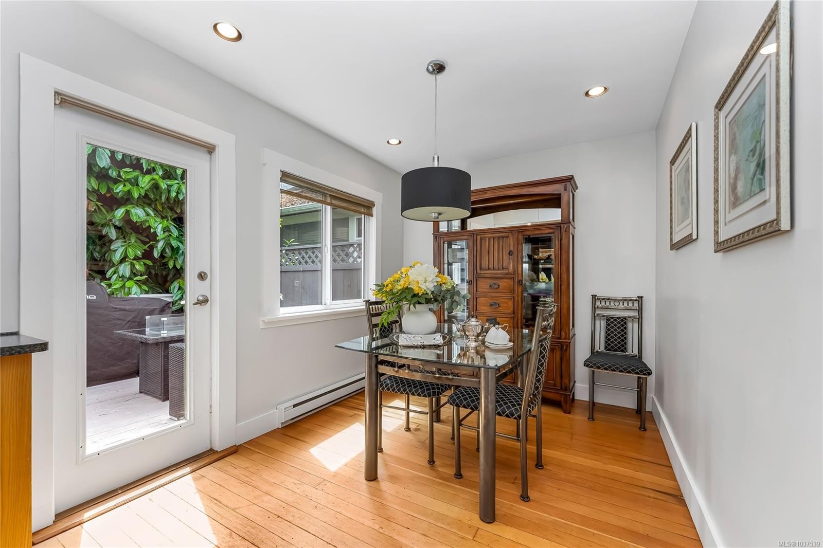 1779 Lillian Rd, Victoria, BC