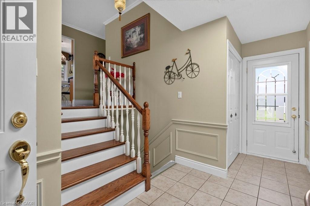409 Mohawk Road W, Hamilton, ON