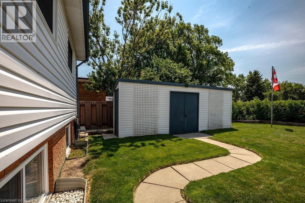 409 Mohawk Road W, Hamilton, ON
