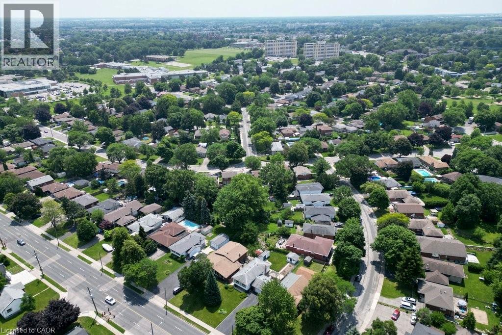 409 Mohawk Road W, Hamilton, ON