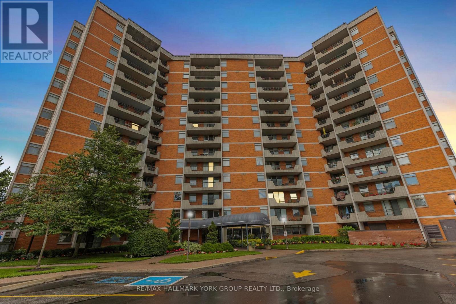 1007 - 7811 Yonge Street, Markham, ON